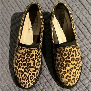 Clarks Leopard Print Women's Loafers size 7